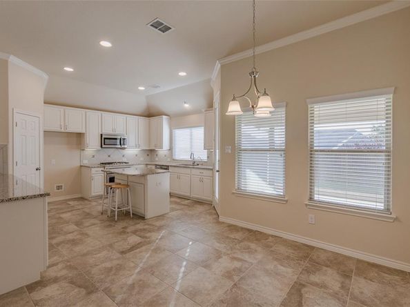 5713  New Ballinger Drive , Denton Texas 76226
