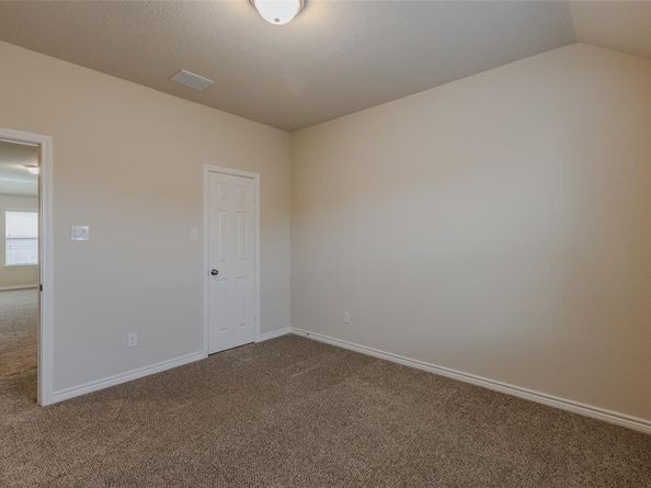 5713  New Ballinger Drive , Denton Texas 76226