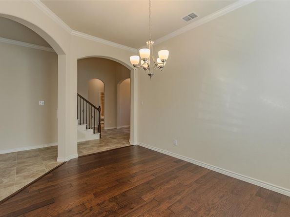 5713  New Ballinger Drive , Denton Texas 76226