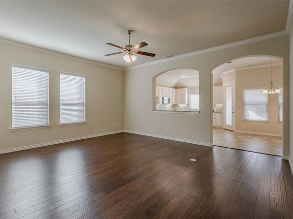 5713  New Ballinger Drive , Denton Texas 76226