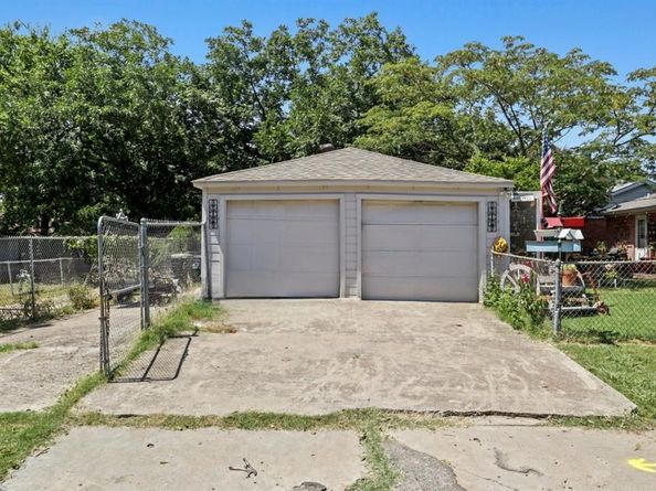 1356  Kingsley Drive , Dallas Texas 75216
