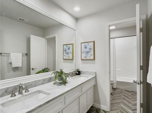 4209  Brooktree Lane , Dallas Texas 75287