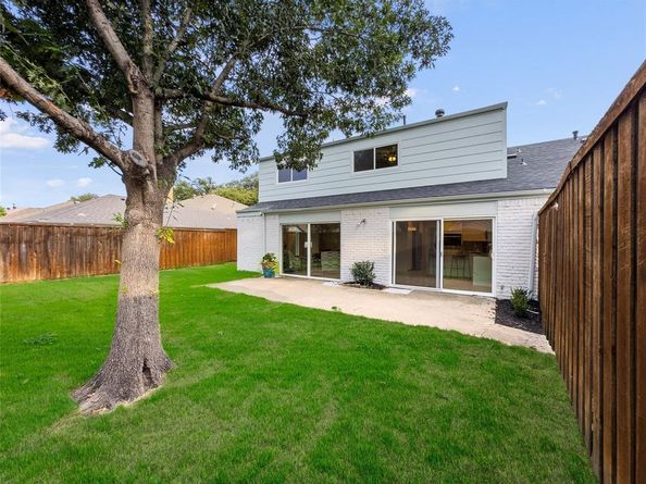 4209  Brooktree Lane , Dallas Texas 75287