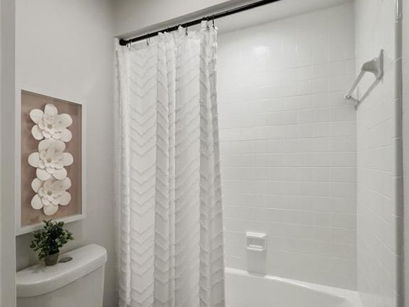 4209  Brooktree Lane , Dallas Texas 75287