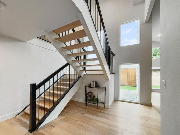 4209  Brooktree Lane , Dallas Texas 75287