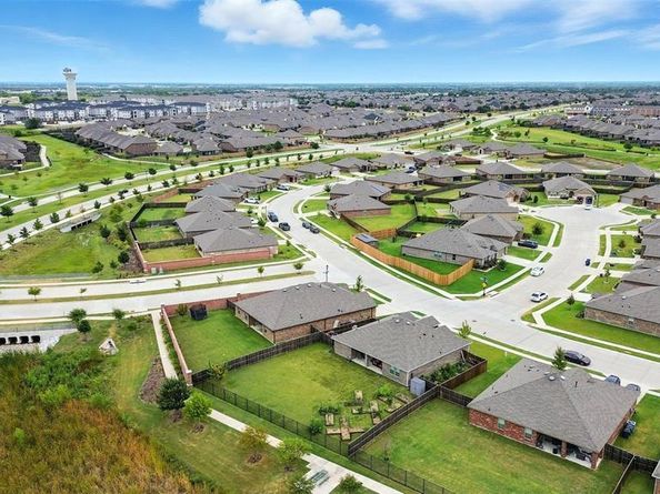 135  Exploration Way , Fate Texas 75189