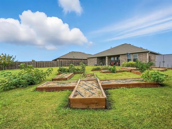 135  Exploration Way , Fate Texas 75189