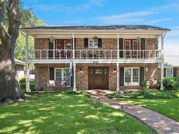 2705  Prairie Creek Court 