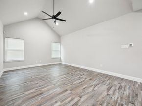 2937  Burton Avenue , Fort Worth Texas 76105