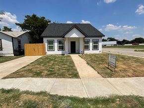 2937  Burton Avenue , Fort Worth Texas 76105