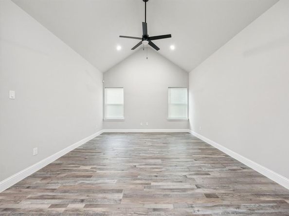 2937  Burton Avenue , Fort Worth Texas 76105