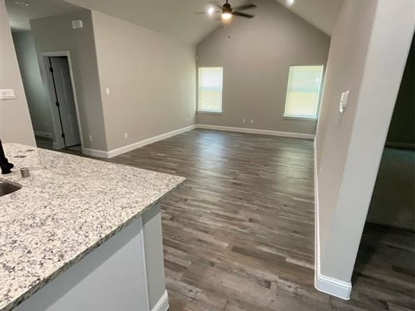 2937  Burton Avenue , Fort Worth Texas 76105