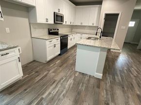 2937  Burton Avenue , Fort Worth Texas 76105