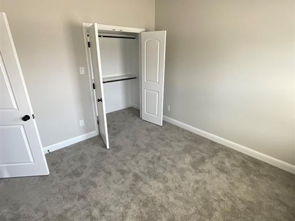 2937  Burton Avenue , Fort Worth Texas 76105