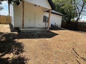 2937  Burton Avenue , Fort Worth Texas 76105