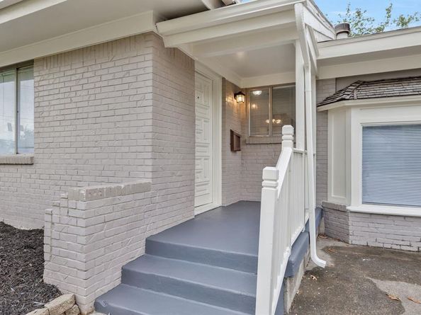 7005  Overhill Road , Fort Worth Texas 76116