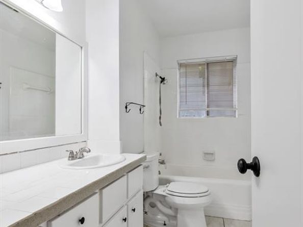 7005  Overhill Road , Fort Worth Texas 76116
