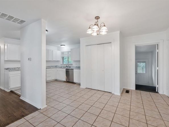 7005  Overhill Road , Fort Worth Texas 76116