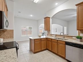 613  Hummingbird Trail , Crowley Texas 76036