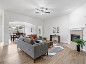 613  Hummingbird Trail , Crowley Texas 76036