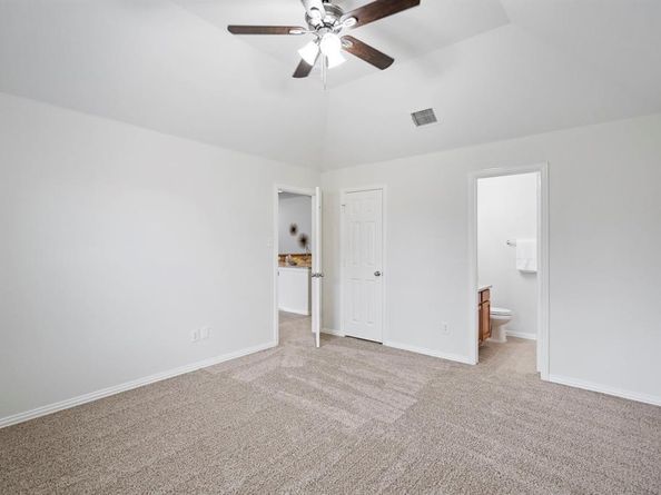 613  Hummingbird Trail , Crowley Texas 76036