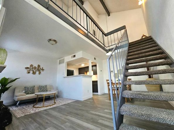 7152  Fair Oaks Avenue  1149, Dallas Texas 75231