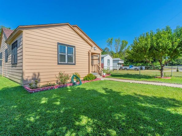 3055  Frio Drive , Dallas Texas 75216