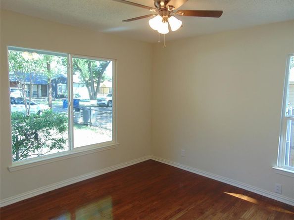 3222  Salerno Drive , Dallas Texas 75224