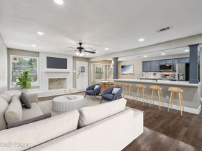 1033  Oak Ridge Drive , Azle Texas 76020