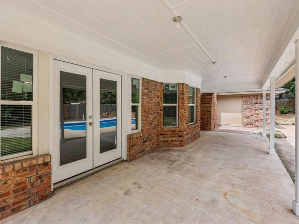 1033  Oak Ridge Drive , Azle Texas 76020