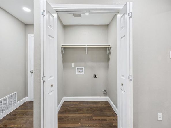 1033  Oak Ridge Drive , Azle Texas 76020