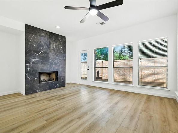 1800  Hyde Park Court , Flower Mound Texas 75028