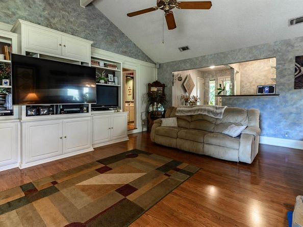 1029  Springfield Street , Mansfield Texas 76063