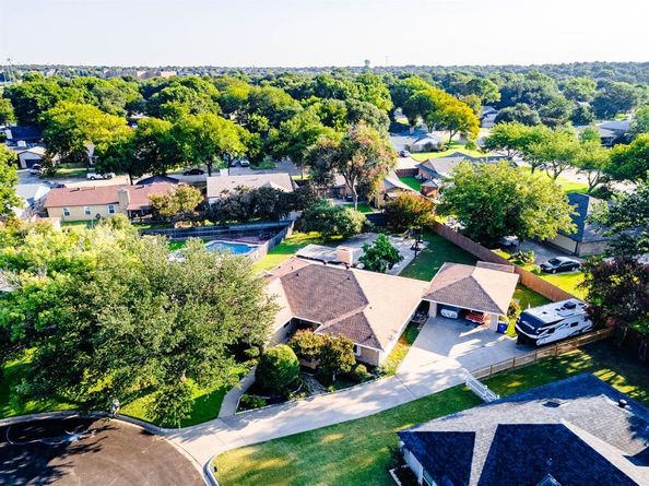 1029  Springfield Street , Mansfield Texas 76063