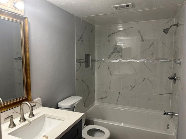 2637  Via Cordova  , Carrollton Texas 75006