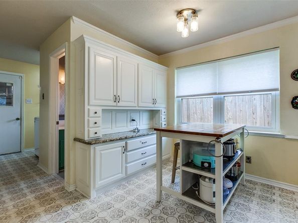 1418  Lexington Drive , Garland Texas 75041