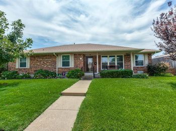 1418  Lexington Drive 