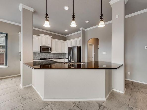 937  Lost Heather Drive , Saginaw Texas 76179