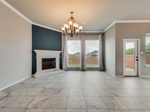 937  Lost Heather Drive , Saginaw Texas 76179