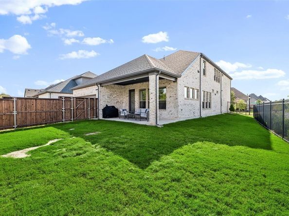 8492  Chapote Road , Frisco Texas 75035