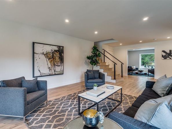 1441  Bella Vista Drive , Dallas Texas 75218