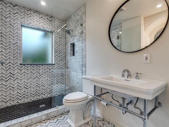 1441  Bella Vista Drive , Dallas Texas 75218