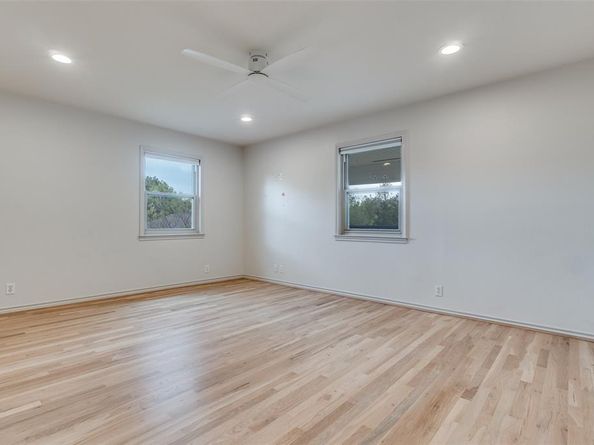 1441  Bella Vista Drive , Dallas Texas 75218