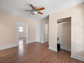 1038 E Maddox Avenue , Fort Worth Texas 76104
