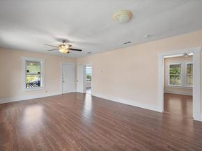 1038 E Maddox Avenue , Fort Worth Texas 76104