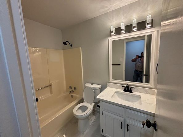 8455  Sugarberry Road , Dallas Texas 75249