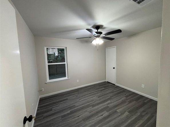 8455  Sugarberry Road , Dallas Texas 75249