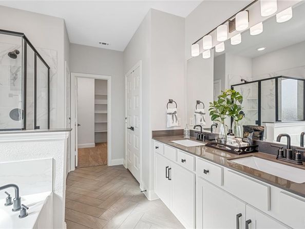 2204  Briarbrook Drive , Denton Texas 76207