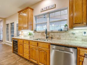 6426  Fannin Drive , Arlington Texas 76001