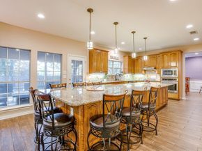 6426  Fannin Drive , Arlington Texas 76001